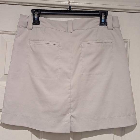 Golf Skirt with Built In 3.5” Shorts - Picture 2 of 7